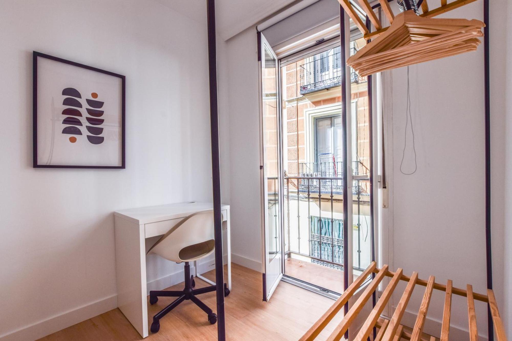 Apartamentos Reformados En Tirso De Molina Act Madrid Exteriér fotografie