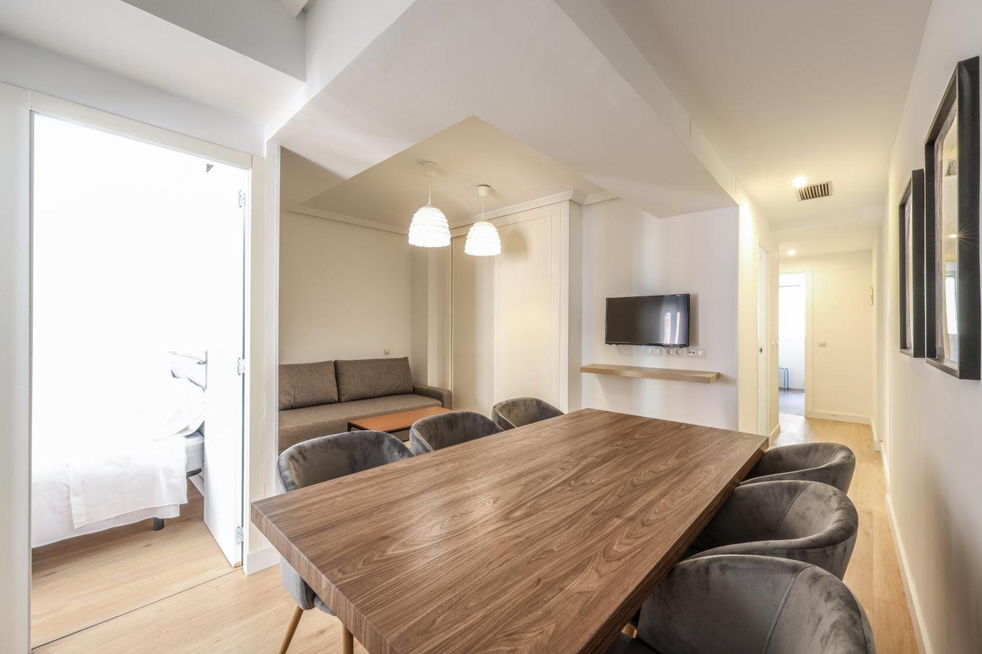 Apartamentos Reformados En Tirso De Molina Act Madrid Exteriér fotografie