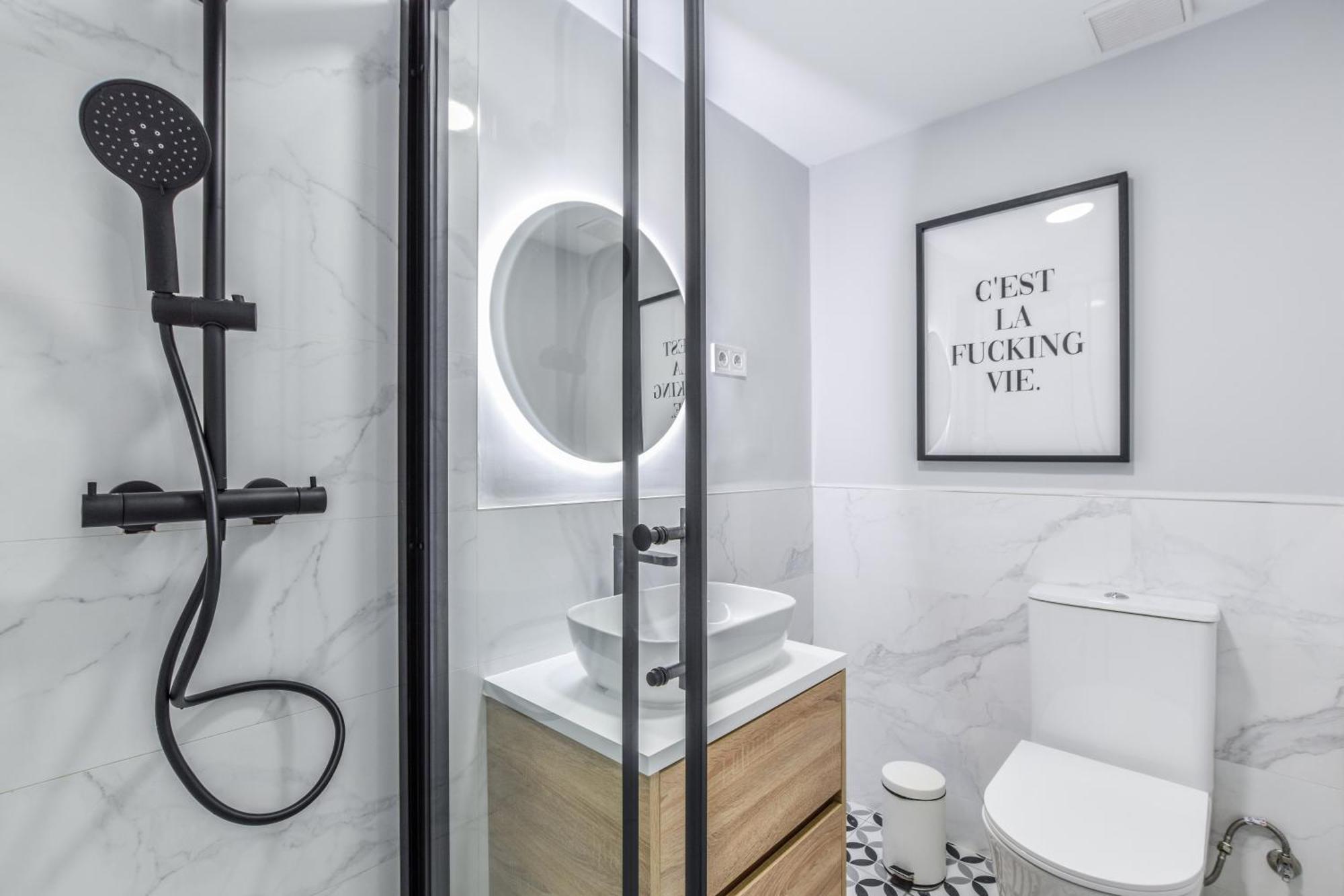 Apartamentos Reformados En Tirso De Molina Act Madrid Exteriér fotografie