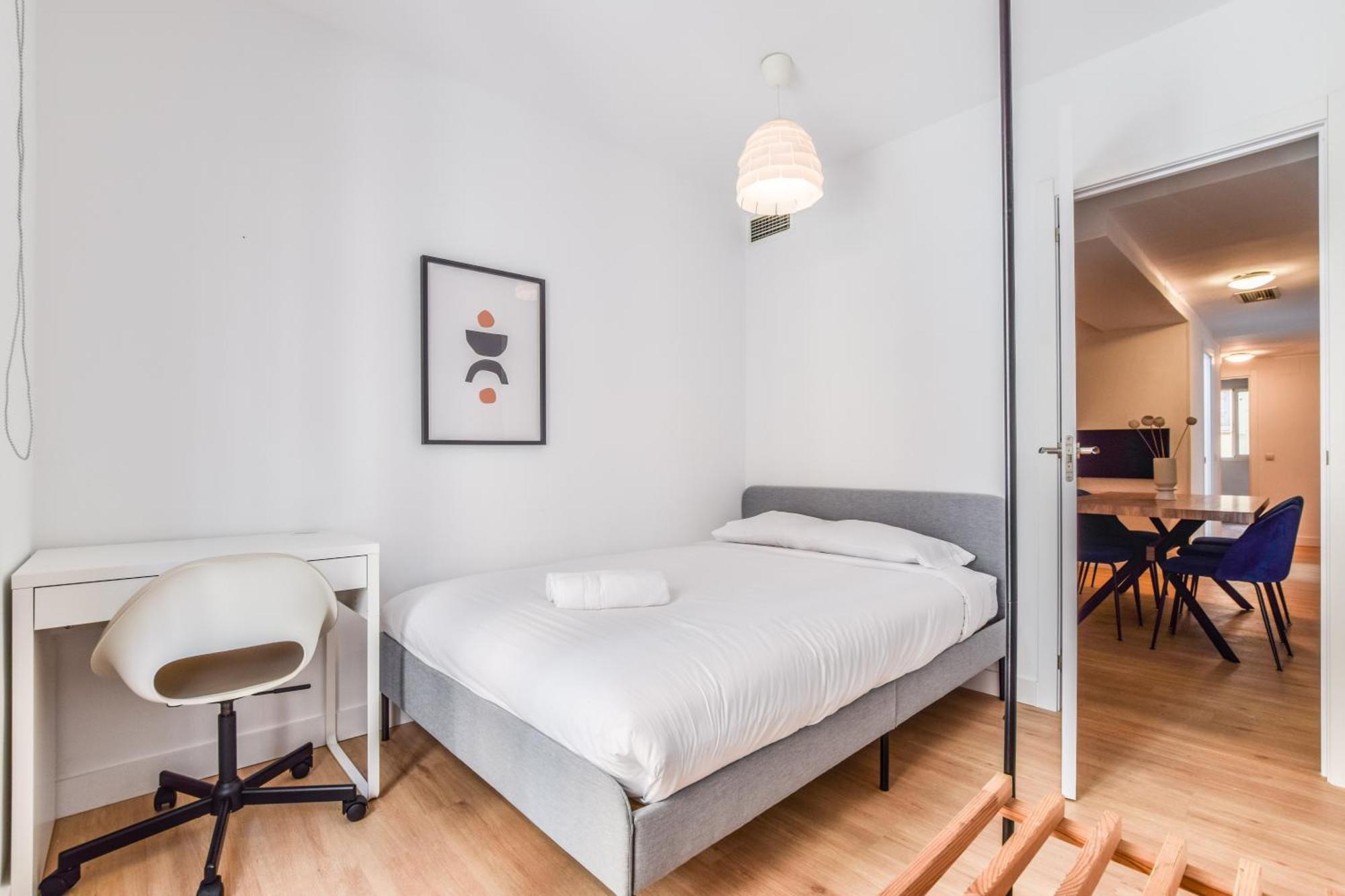 Apartamentos Reformados En Tirso De Molina Act Madrid Exteriér fotografie
