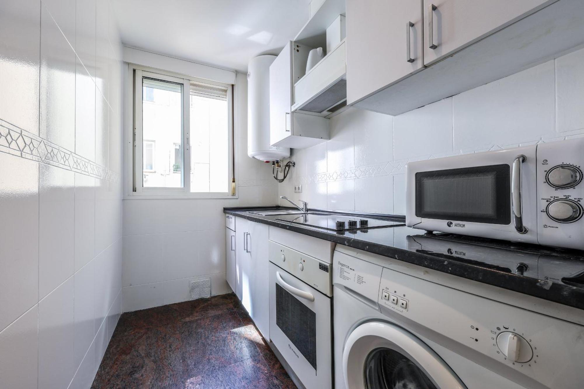 Apartamentos Reformados En Tirso De Molina Act Madrid Exteriér fotografie
