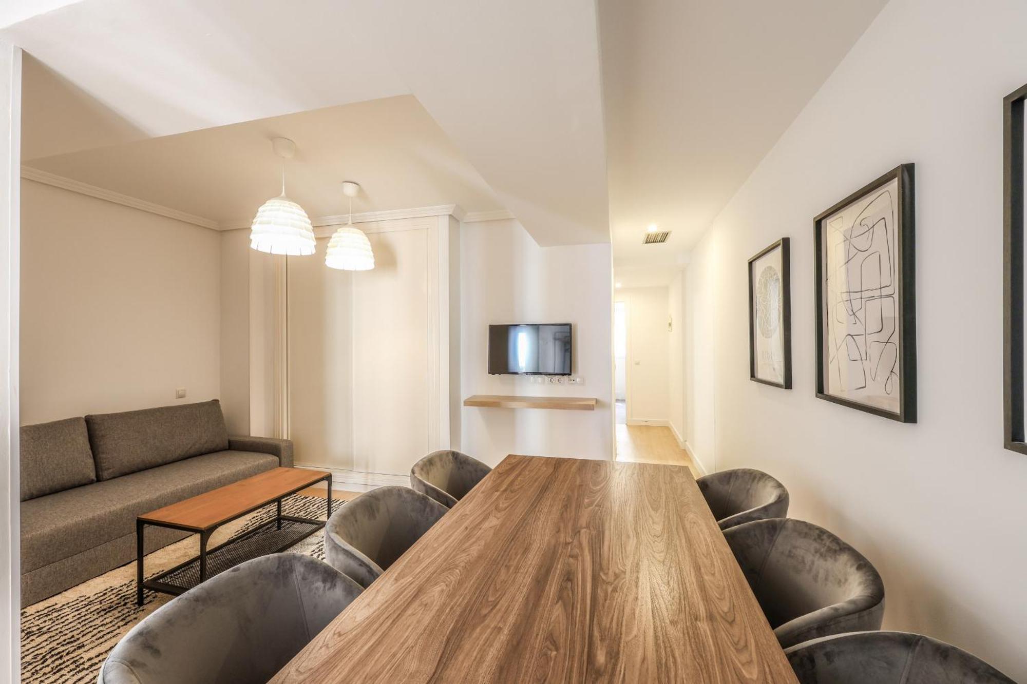 Apartamentos Reformados En Tirso De Molina Act Madrid Exteriér fotografie