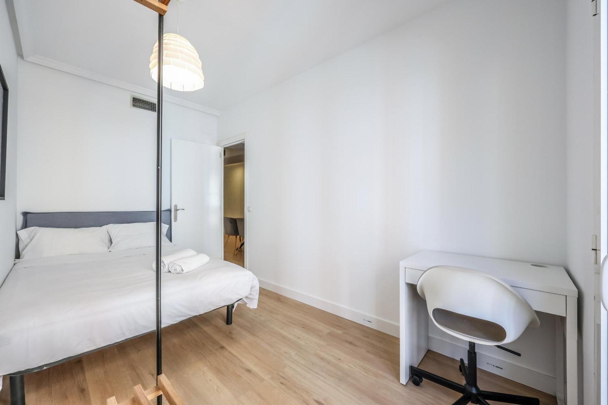 Apartamentos Reformados En Tirso De Molina Act Madrid Exteriér fotografie