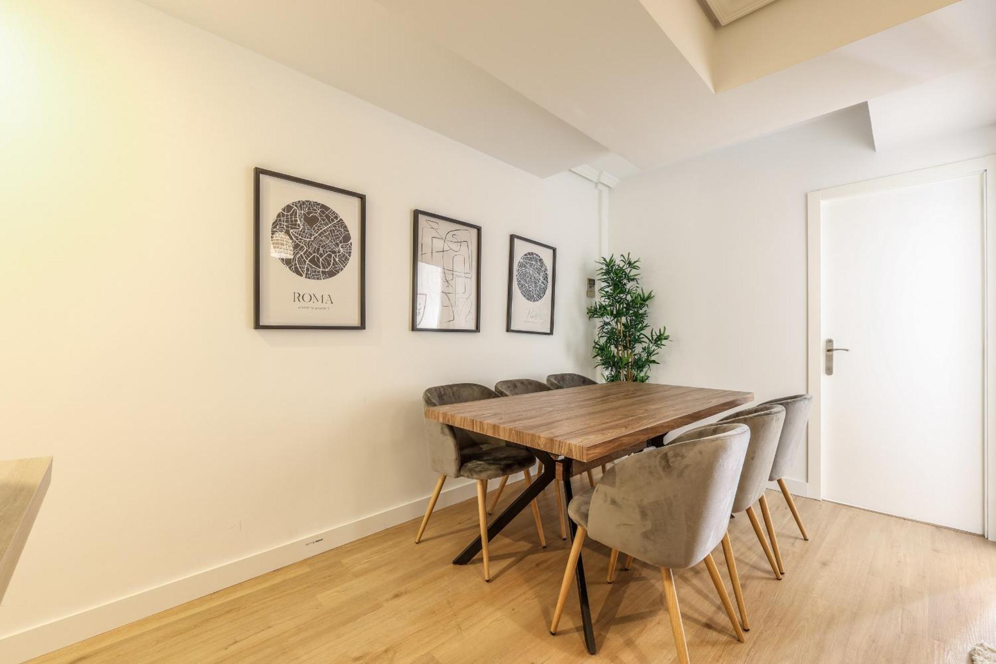 Apartamentos Reformados En Tirso De Molina Act Madrid Exteriér fotografie